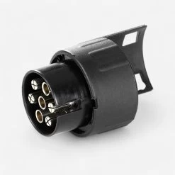 Thule Converts The 7-Pin Plug In A Car To A 13-Pin Plug