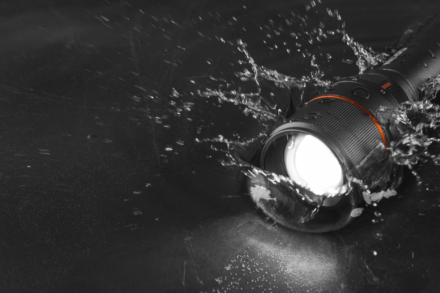 Nebo DaVinci 5000 Lumen Rechargeable Flashlight - Image 3