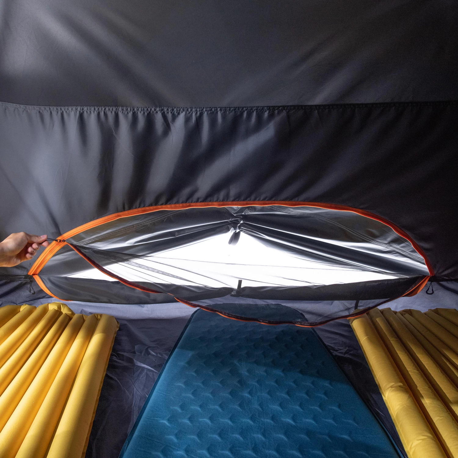 3 Man Trekking Blackout Dome Tent - MT500 F&B - Image 7