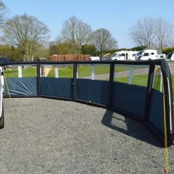 Maypole 5 Panel Single Point Inflation Windbreak